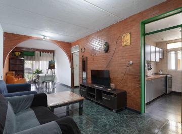 Departamento · 72m² · 4 Ambientes · Departamento 4 Amb. en Venta en Pompeya.