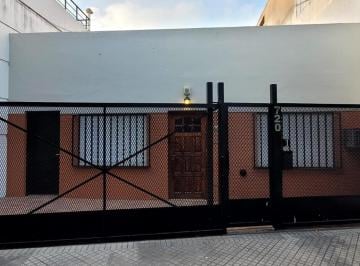 Casa · 88m² · 3 Ambientes · 1 Cochera · Casa 6 Ambientes C/cocheras