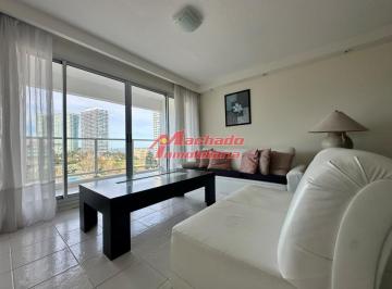 Foto1 · Apartamento en Venta de 3 Dorm. y Dependencia en Punta del Este