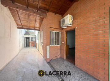 Casa de 5 ambientes, Vicente López · Venta de Casa 5 Ambientes con Quincho y Piscina, Carapachay Apto Credito