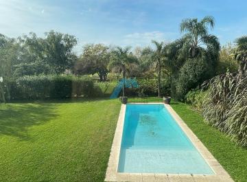 Casa · 410m² · 8 Ambientes · 2 Cocheras · Casa en Venta en Los Jazmines, Pilar del Este, Pilar