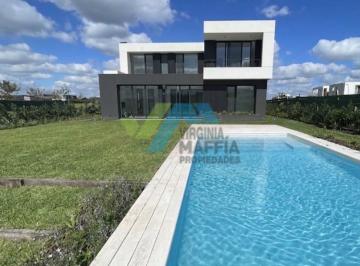 Casa · 370m² · 7 Ambientes · 2 Cocheras · Casa en Alquiler en Costas, Puertos, Escobar