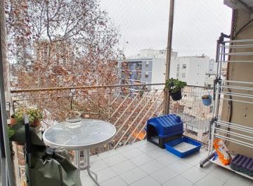 Departamento de 3 ambientes, Belgrano · Excelente Dpto de 3 Amb con Balcon Al Frente - Belgrano