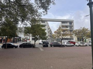Departamento · 65m² · 3 Ambientes · 1 Cochera · Departamento Tres Ambientes con Cochera Parque Lezama