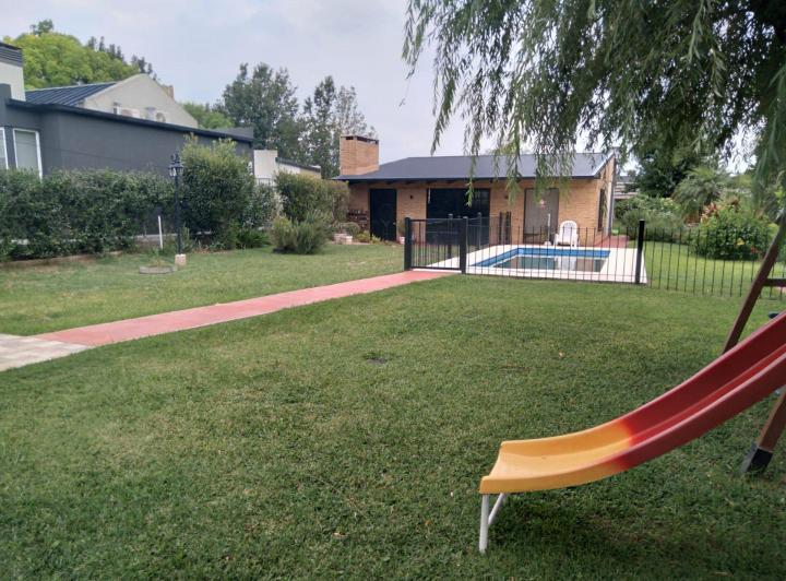 Quinta vacacional · 170m² · 3 Dormitorios · 1 Cochera