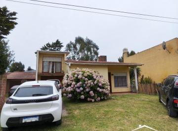 Casa · 112m² · 4 Ambientes · 1 Cochera · Casa en Santa Clara del Mar