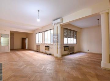 Departamento · 174m² · 5 Ambientes · Venta - Departamento - 5 Ambientes - Dependencia - Balcon - Apto Credito - Recoleta - Permuta
