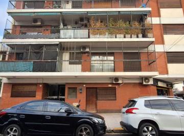Departamento de 1 ambiente, Villa Devoto · Amplio Depto de 1 Amb. en Pb Al Frente con Cocina Comedor Independiente