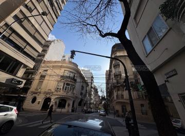 Departamento · 93m² · 5 Ambientes · Departamento Piso en Venta en Recoleta, 3 Dorm.