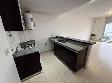 Departamento · 32m² · 1 Ambiente · Departamento en Alquiler Monoambiente con Balcón Al Frente - Wilde Avellaneda