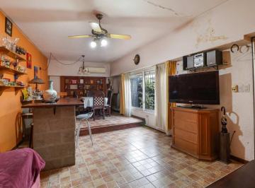 Casa · 126m² · 5 Ambientes · 1 Cochera · Venta Casa 5 Amb Villa Martelli Apto Crédito