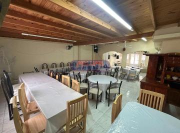 MLM-MLM-3148_2 · Local. | Camarones Al 5600