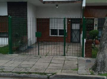 Casa de 3 ambientes, Morón · Duplex en Alquiler 3 Amb Villa Sarmiento - Moron