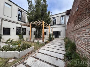 Local comercial · 51m² · Alqiler Local en Bernal