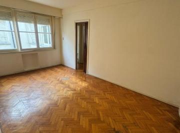 Departamento · 43m² · 3 Ambientes · Venta Departamento 3 Ambientes en Parque Patricios