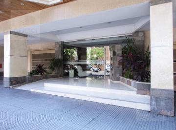 Departamento · 45m² · 2 Ambientes · Departamento 2 Amb. con Balcon Corrido - Flores