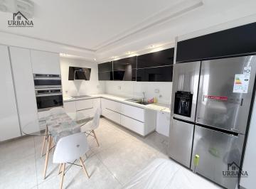 Casa · 172m² · 4 Dormitorios · 1 Cochera · Casa de 4 Dorm.