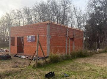 Terreno de 3 ambientes, Campana · Casa en Construcción