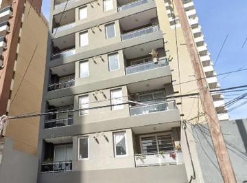 Departamento de 2 ambientes, Lomas de Zamora · Impecable Semipiso de 2 Ambientes Al Frente con Balcón Terraza – Piso 12 Oriente Norte