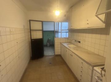 cocina · Apto Profesional - Uruguay Al 700 en Parque Las Heras - Alquiler