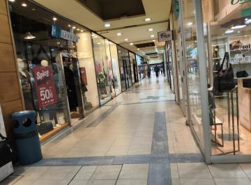 Local comercial · 12m² · 1 Ambiente · Local en Galería Oliver