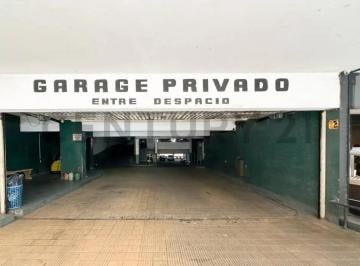 Garage , Barrio Norte · Excelente Cochera Fija Para Camioneta 4x4 / Suv Grande Recoleta - Barrio Norte