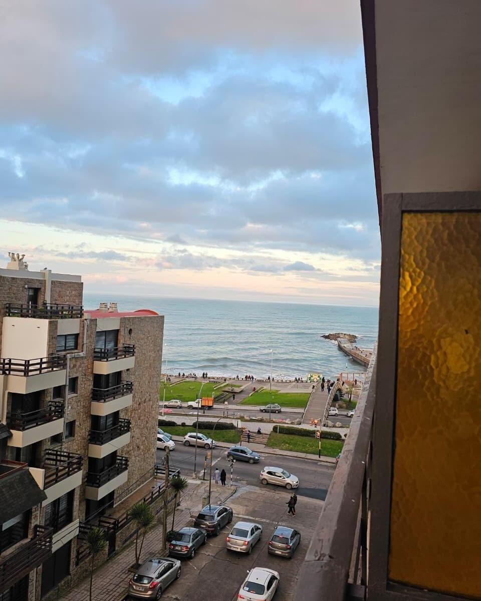 Departamento 2 ambientes con balcón vista al mar — La Perla