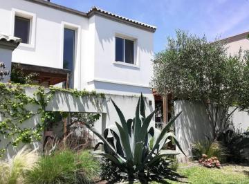 Casa · 928m² · Casa en Alquiler Temporario en Las Liebres 3 Dorm. y Pileta