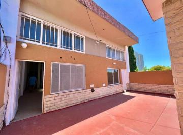 Departamento de 2 ambientes, Ituzaingó · Excelente Departamento/oficina Uso Comercial o Profesional a 1 Cuadra de La Plaza 20 de Febrero de I