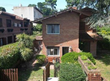 Casa · 64m² · 3 Ambientes · 1 Cochera · Duplex en Venta en Pinamar