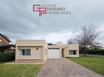Casa de 4 ambientes, Escobar · Casa en Una Planta en El Barrio Cerrado La Barra Village, Escobar.