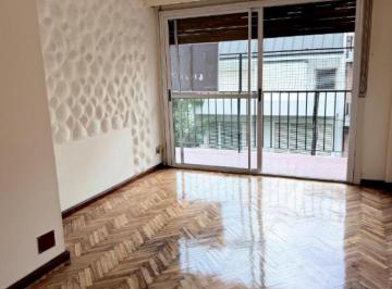 Departamento · 60m² · 3 Ambientes · Venta Departamento 3 Amb con Balcon en Caballito Ramon Falcon 1500
