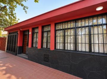 Casa · 190m² · 5 Ambientes · 2 Cocheras · Casa en Venta Barrio Trapiche 3 Dorm. - Godoy Cruz - Mendoza