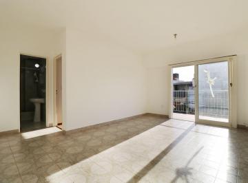 Departamento · 40m² · 2 Ambientes · Venta Departamento 2 Amb Balcon Frente Apto Cred