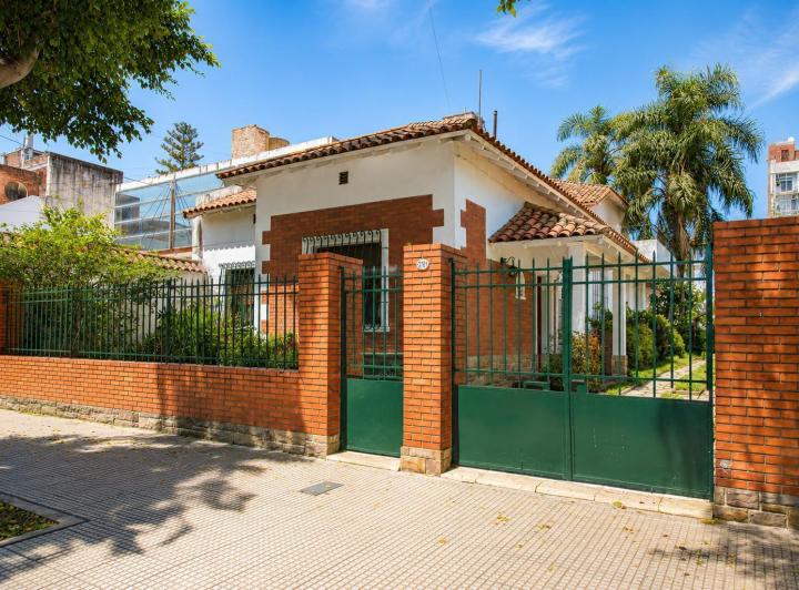 Casa · 250m² · 7 Ambientes