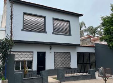 Casa de 2 ambientes, Ciudad de Santa Fe · Hermosa Vivienda a Media Cuadra de La Costanera!