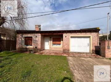 Casa · 95m² · 3 Ambientes · 1 Cochera · Venta Casa en Mercedes