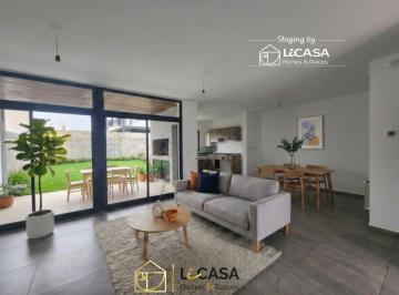 Casa · 150m² · 5 Ambientes · 2 Cocheras · Dúplex en Venta 3 Dorm. (1 en Planta Baja) | La Calandria I Calefacción Central I Seguridad