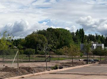 Terreno , Chacras de Coria · Lote 750 m² en Villa Alzaga – Chacras de Coria | Listo Para Construir