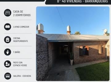 Casa · 60m² · 3 Ambientes · 1 Cochera · Pje Fortin Warnes - Barranqueras. Casa 2 Dorm.