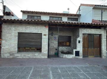 Casa de 10 ambientes, Godoy Cruz · Venta de Casa en Barrio Bombal!