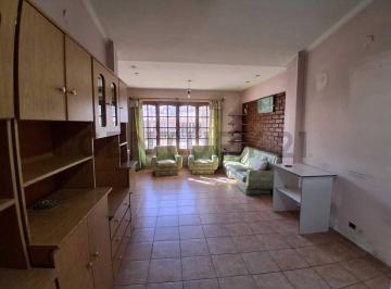 Casa · 140m² · 3 Ambientes · 2 Cocheras · Casa en Venta Apta Crédito Rodeo de La Cruz Guaymallén
