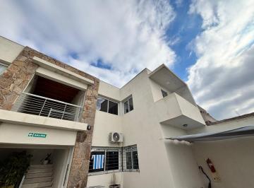 Departamento · 66m² · 4 Ambientes · 1 Cochera · Alquiler – Departamento en Villa Arauca, Maipú