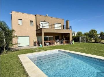 Casa · 180m² · 5 Ambientes · 2 Cocheras · Venta, Casa, Barrio Cerrado Haras de Santa Maria, Lista Para Habitar