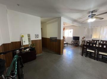 Departamento de 5 ambientes, Ciudad de Mendoza · Dúplex en Venta C/ Cochera en 6.ª Sección Residencial Norte