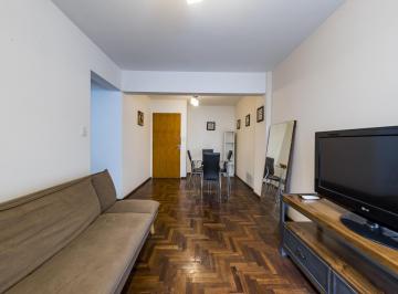 Departamento · 40m² · 2 Ambientes · Departamento Temporario de 1 Dormitorio con Balcón en Nueva Córdoba