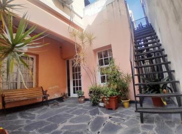 PH · 85m² · 3 Ambientes · Venta PH 3 Ambientes Patio Terraza Quincho Parque Avellaneda