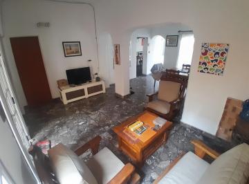 PH · 85m² · 3 Ambientes · Venta PH 3 Ambientes Patio Terraza Quincho Parque Avellaneda