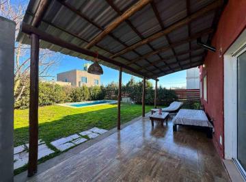 Casa · 70m² · 3 Ambientes · 1 Cochera · Venta Casa 3 Ambientes Barrio Laguna Azul Credito