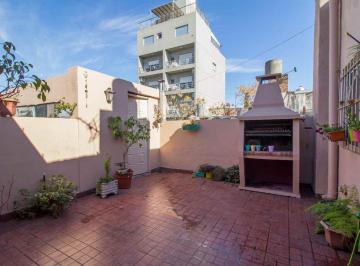 PH · 90m² · 6 Ambientes · Venta PH 6 Amb con Patio y Parrilla en San Martin